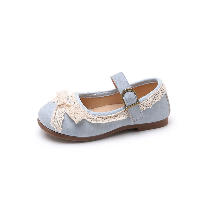 Combinación del zapato infantil con diferentes looks