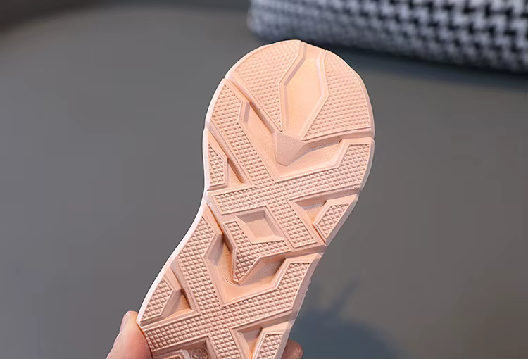 Zapatillas usadas en diferentes contextos