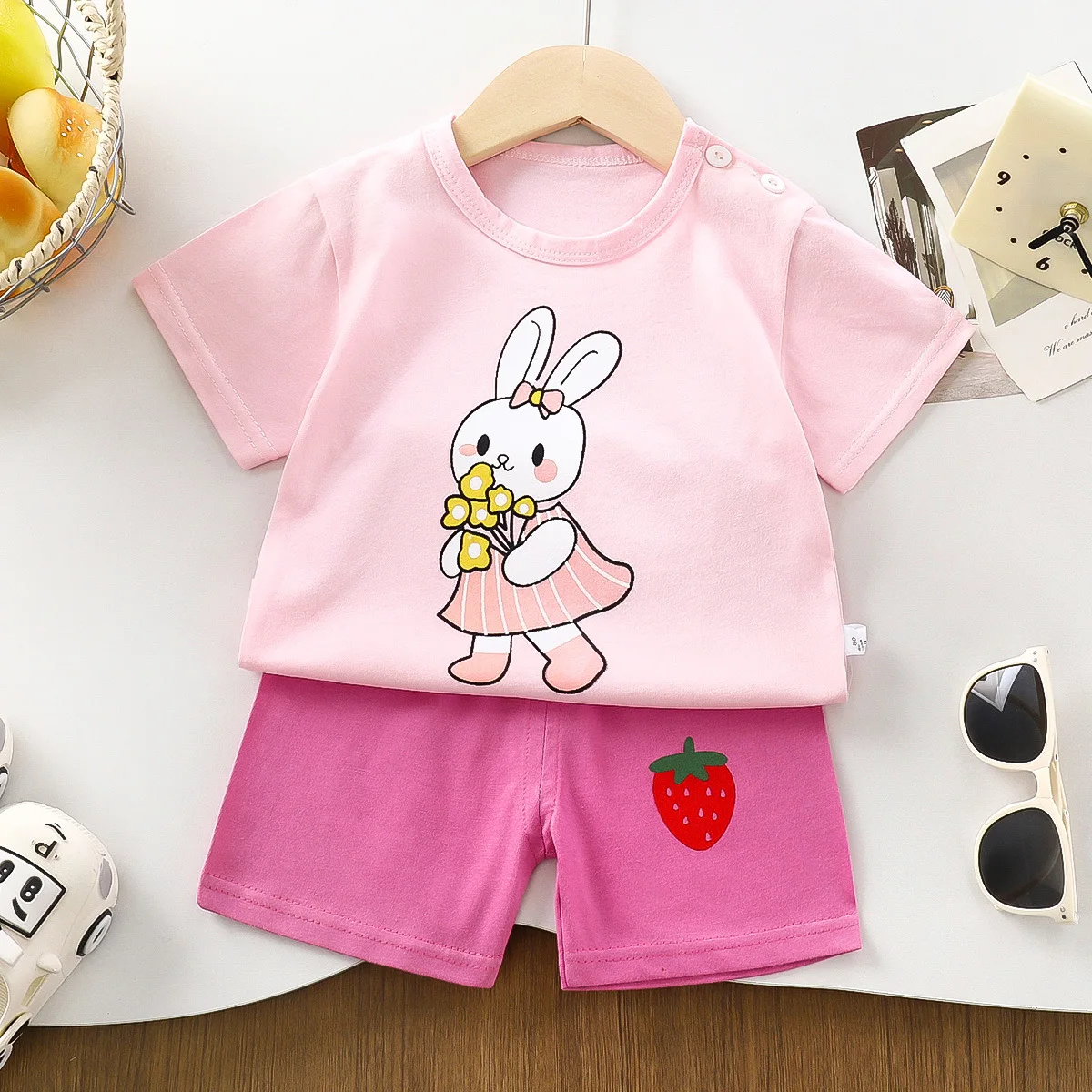Conjunto de verano de algodón para bebé: camiseta y pantalón corto