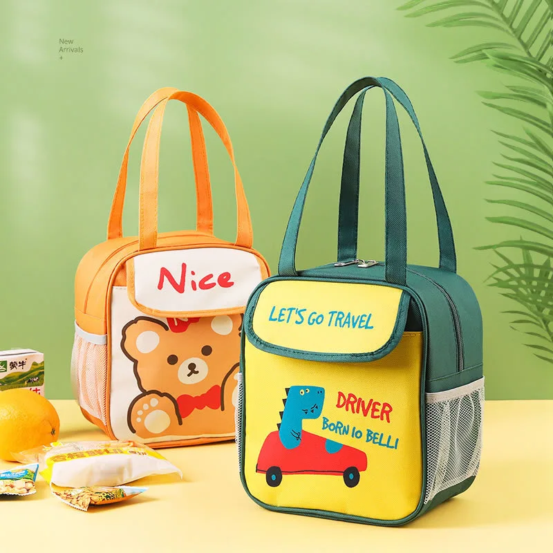 Mochila y fiambrera lista para picnic