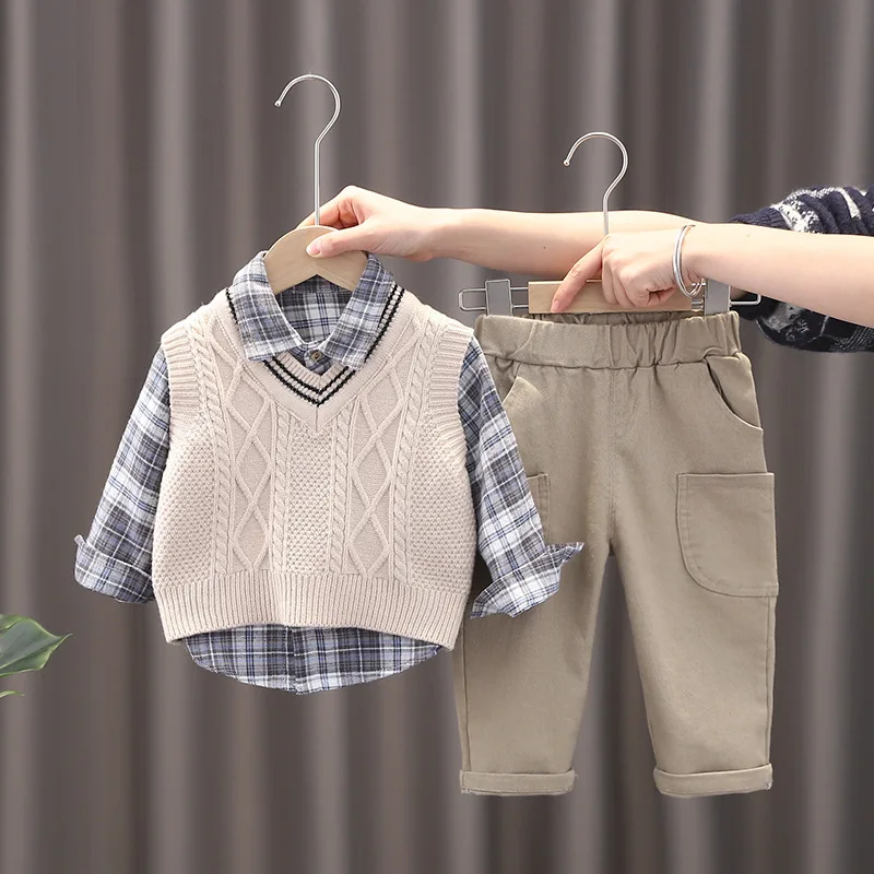 Conjunto bebé algodón primavera – Camisa a cuadros y chaleco