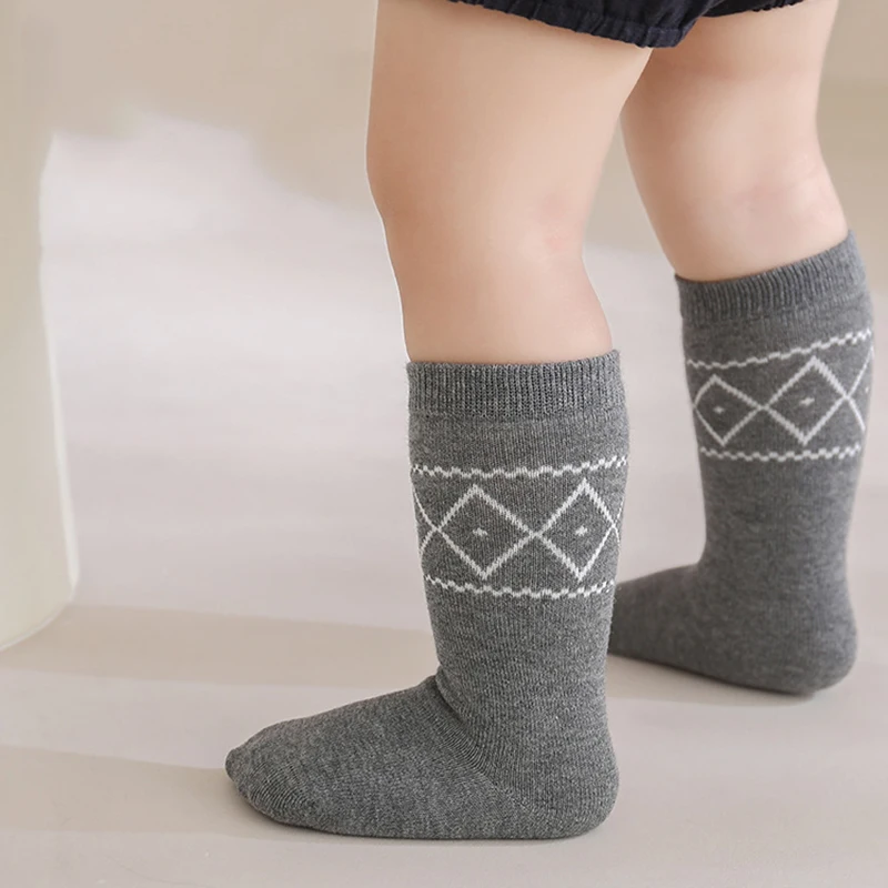 Calcetines largos de recién nacido suaves para otoño - imagen 2