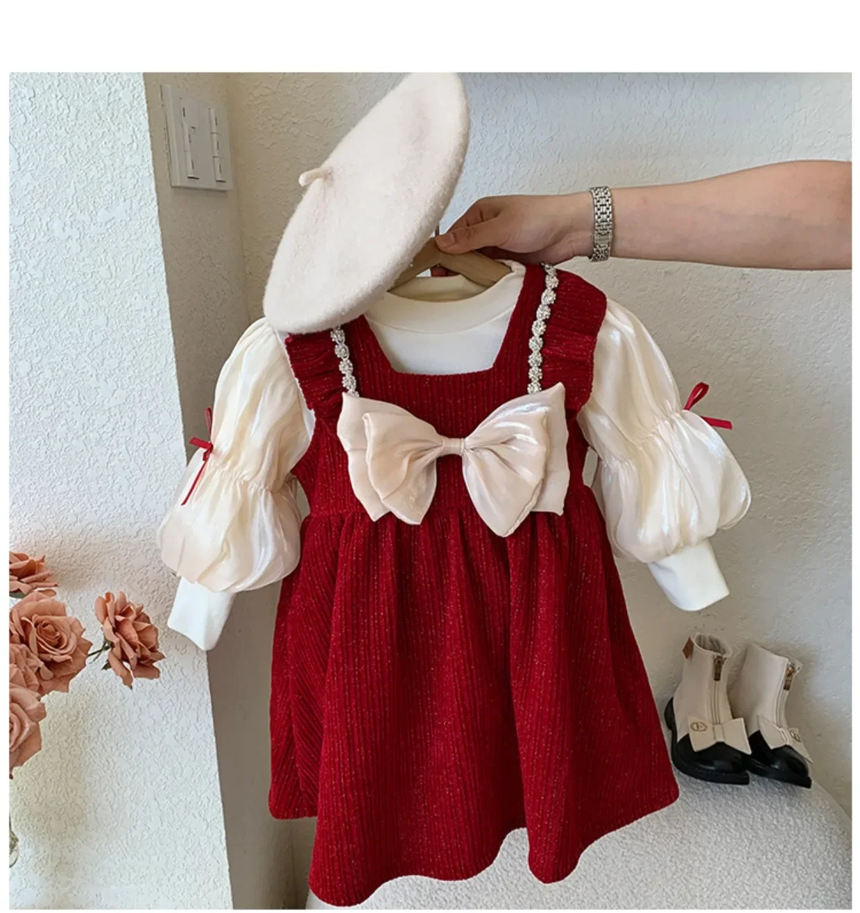 Conjunto infantil con estética elegante