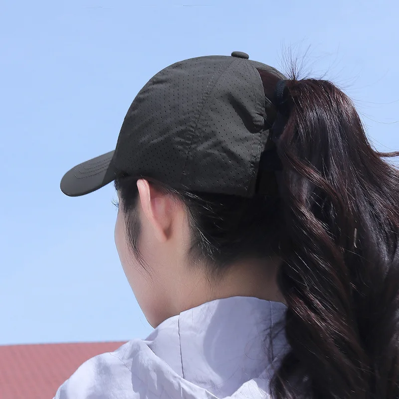 Gorra béisbol secado rápido con cola de caballo para niñas