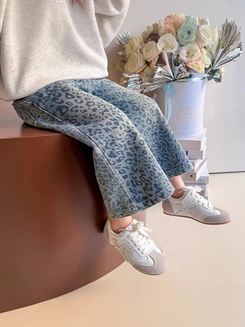 MILANCEL Pantalones vaqueros pierna ancha leopardo para niños - imagen 3