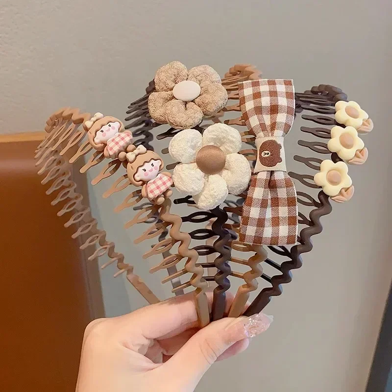 Pinzas de pelo color café para niñas - imagen 3