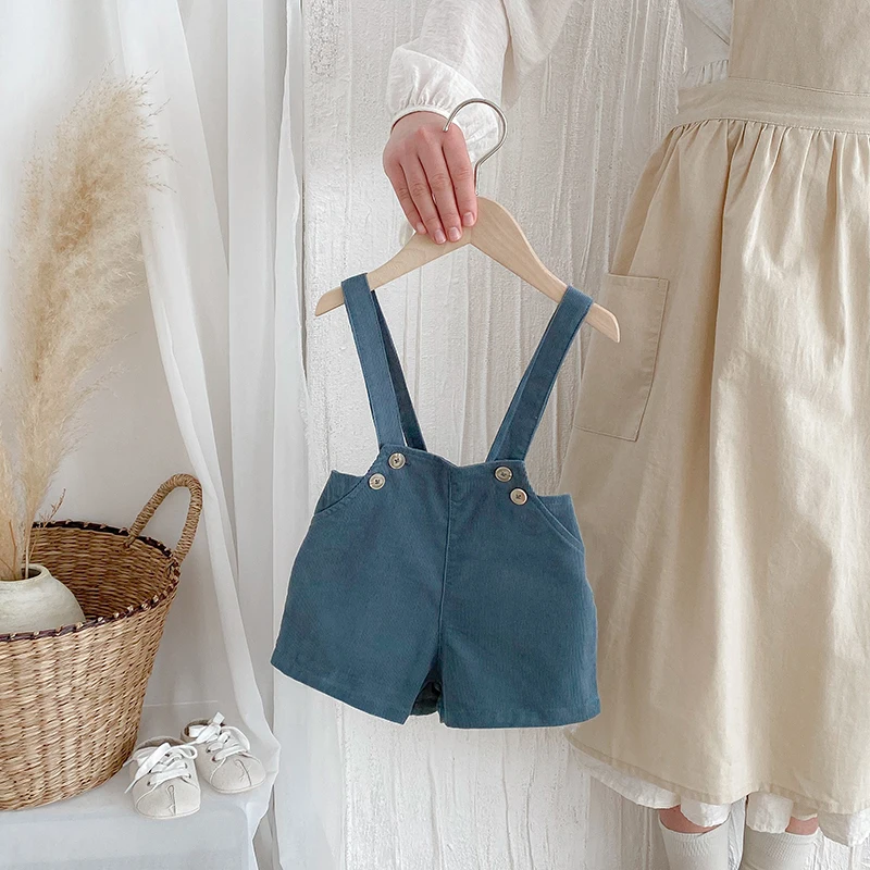 Combinaciones con monos de pana vintage