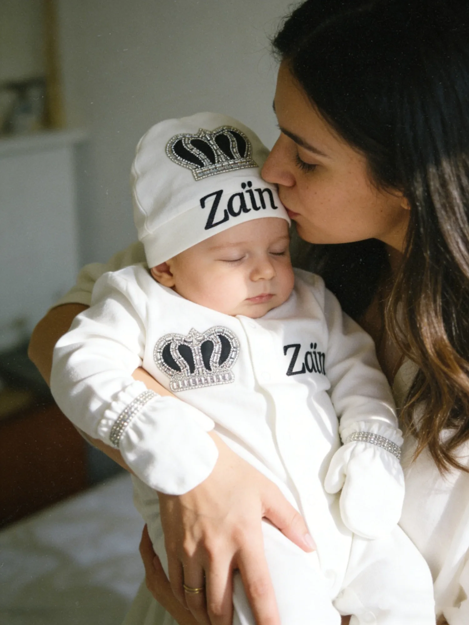 Zain Prince conjunto bebé bautismo con bordado de corona - imagen 3