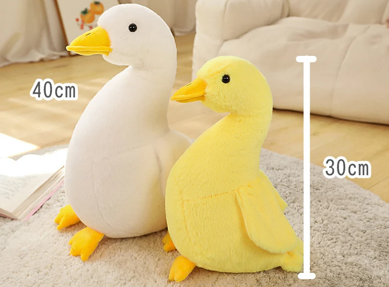 Peluches animales con apariencia tierna y relleno esponjoso