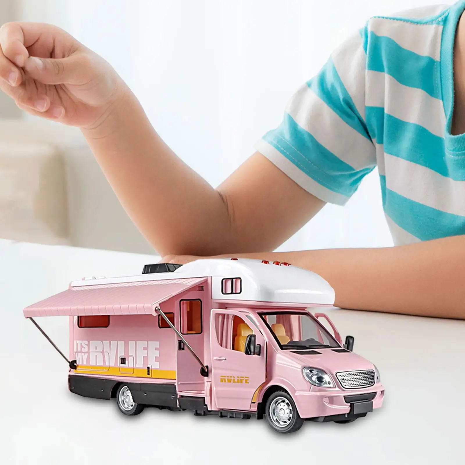 1:32 Side Door Open Alloy Camper Motorhome Toy Diecast Model Car for Tabletop Ornament Party Toy Age 3 4 5 6 Kids Toddlers Gifts 1:32 Side Door Open Alloy Camper Motorhome Toy Diecast Model Car for Tabletop Ornament Party Toy Age 3 4 5 6 Kids Toddlers Gifts
