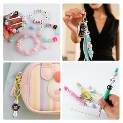 Cuentas de letras en silicona para collares y pulseras infantiles