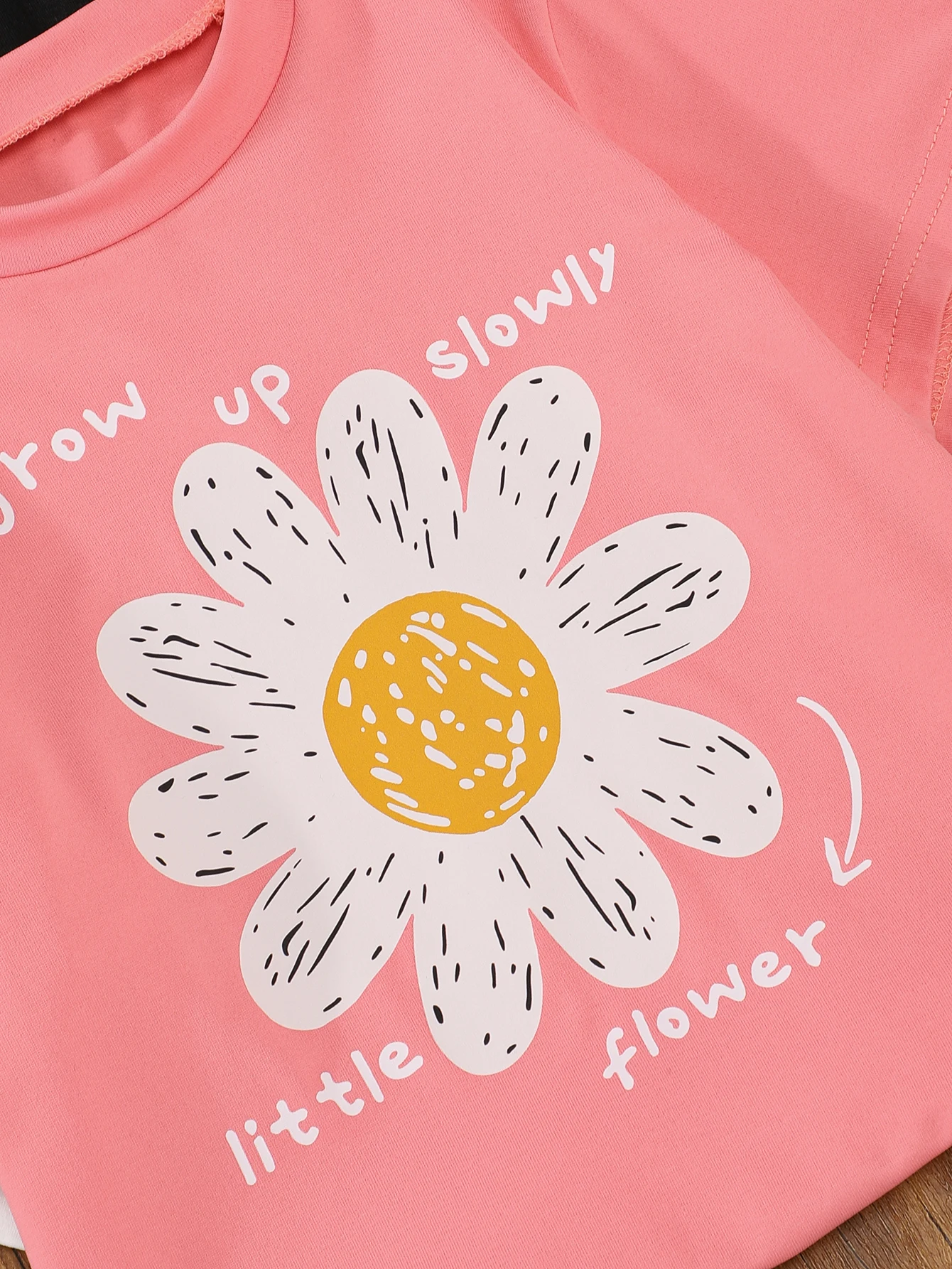 Camiseta de niña manga corta estampado floral cuello redondo - imagen 4