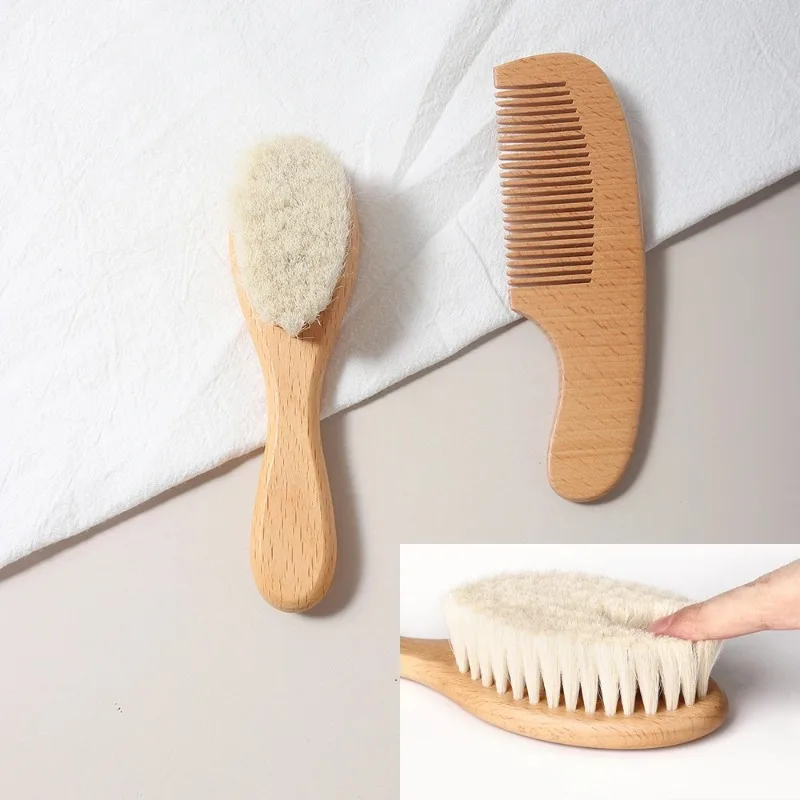 Cepillo y peine de madera para bebé – Set de cuidado natural - imagen 5