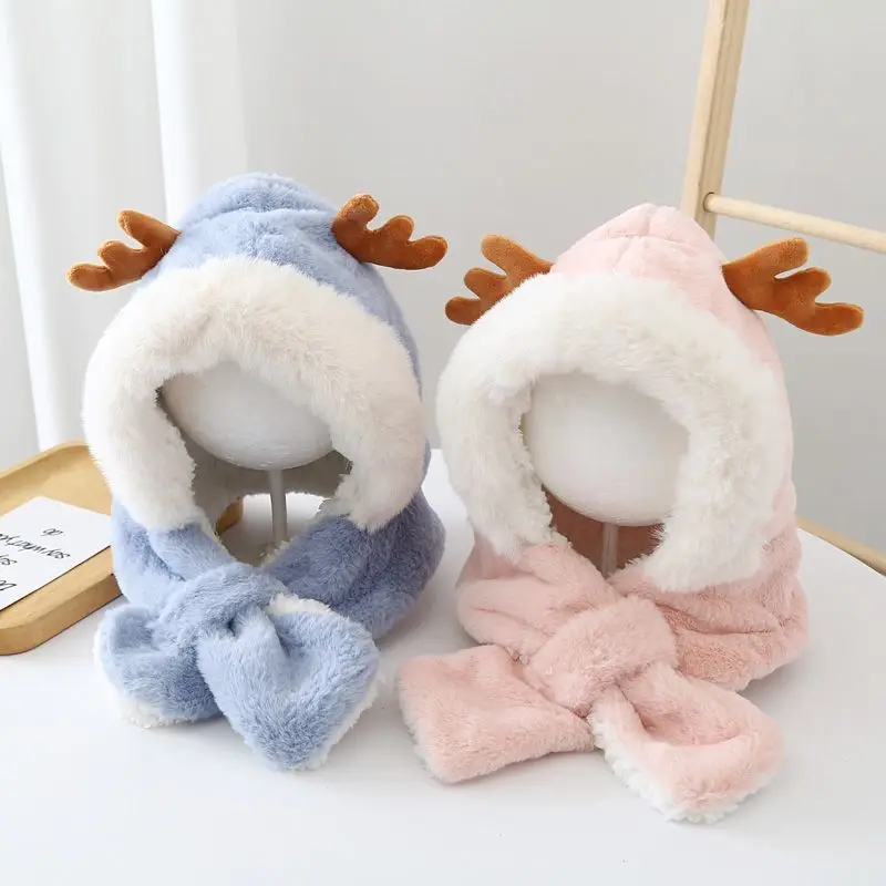 Conjunto de gorro y bufanda en una sola pieza