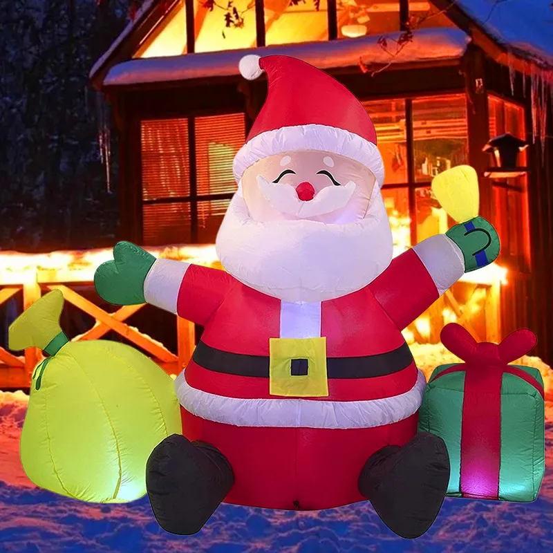 Figura inflable iluminada durante la noche