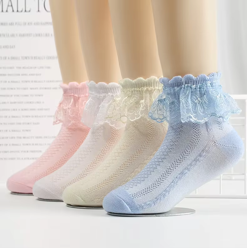 Calcetines tobilleros con volantes para niña – Estilo princesa - imagen 3