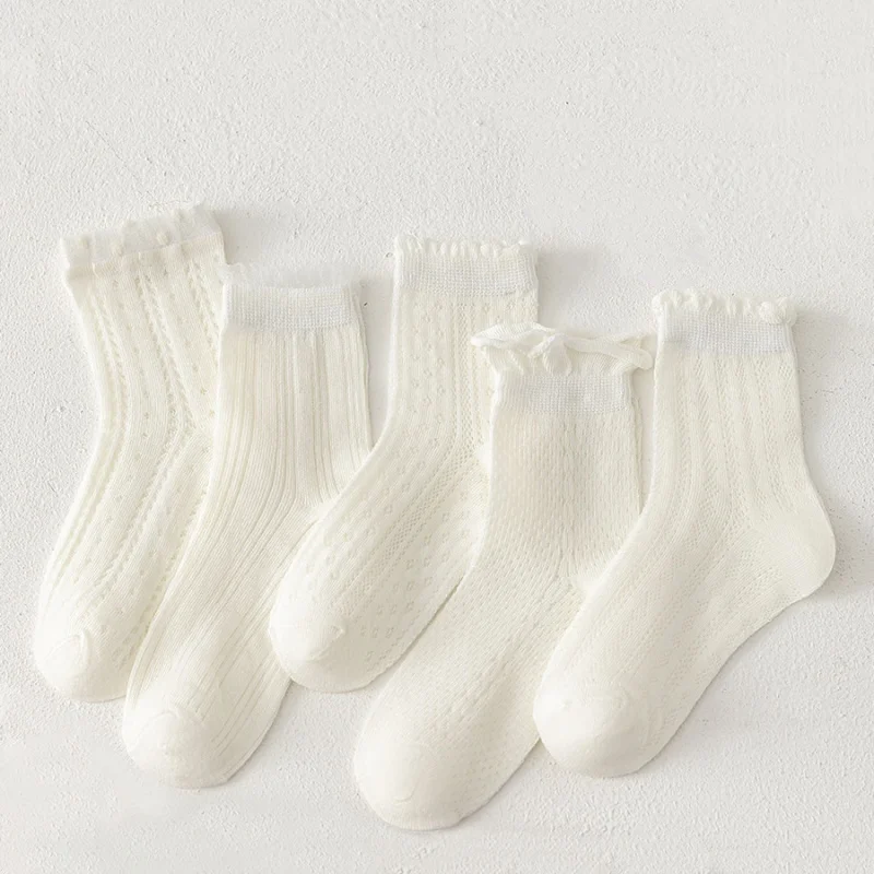Calcetines blancos de verano con encaje para niñas