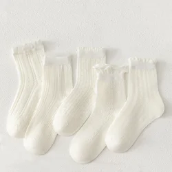 Calcetines blancos de verano con encaje para niñas