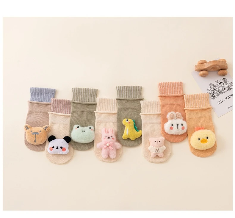 Diseño con dibujos de animales en los calcetines
