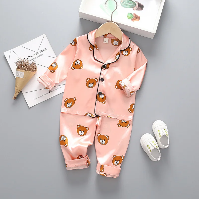 Pijama infantil de dibujos para dormir en primavera y otoño