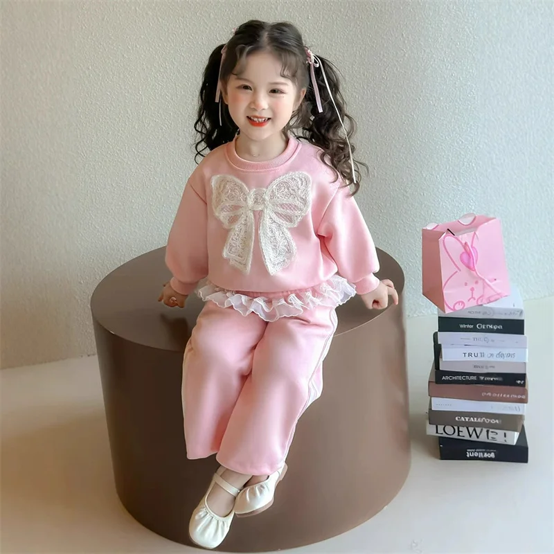 Conjunto de otoño con pajarita para niño, sudadera y pantalón - imagen 3