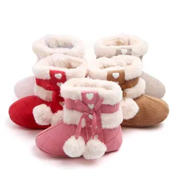 Botas de bebé peluche corazón, antideslizantes para primeros pasos
