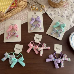 Pinza para el pelo infantil con lazo floral delicado primavera