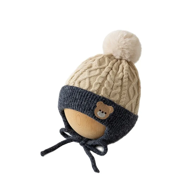 Gorro infantil INS con pompón de oso y orejeras para invierno - imagen 5