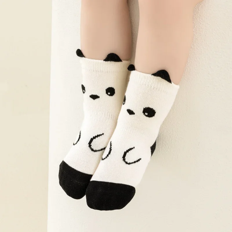 Calcetines antideslizantes de algodón para primeros pasos – Con animalitos
