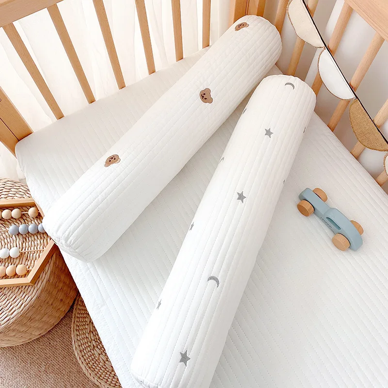Almohada suave para bebé recién nacido con bordado oliva - imagen 3