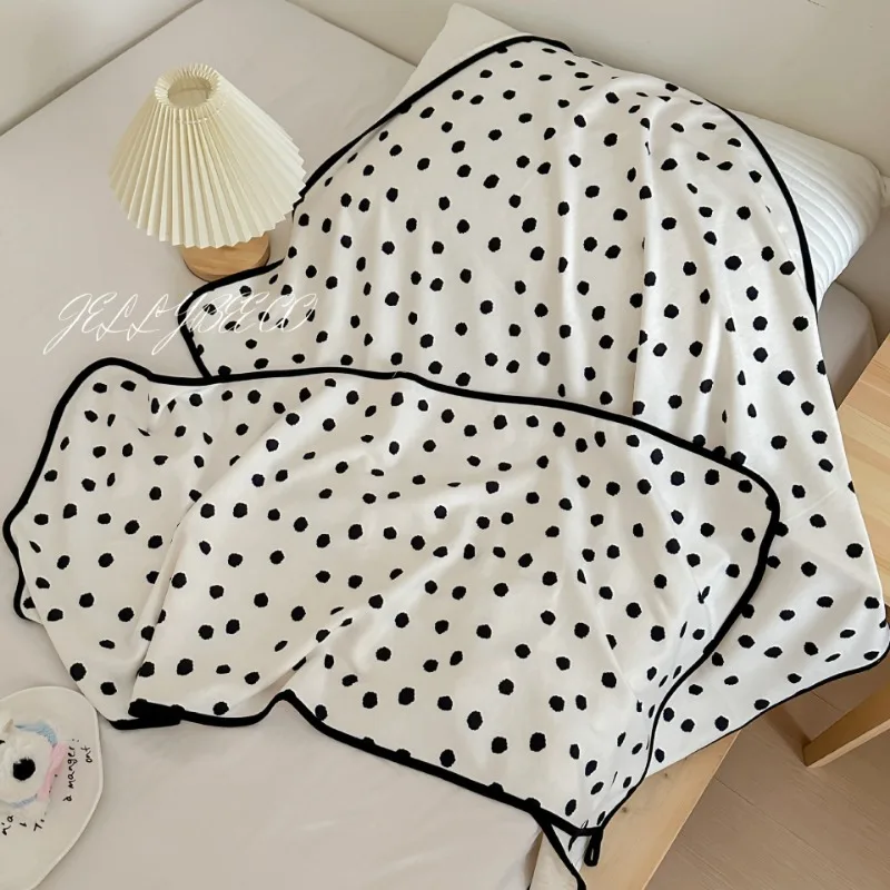 Manta de muselina para bebé con diseño floral envolvente y portátil - imagen 2