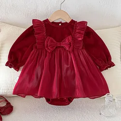 Mono recién nacido de manga larga con lazo rojo en malla