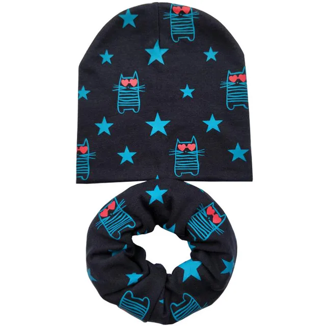 Gorro con estampado de gato y corazón