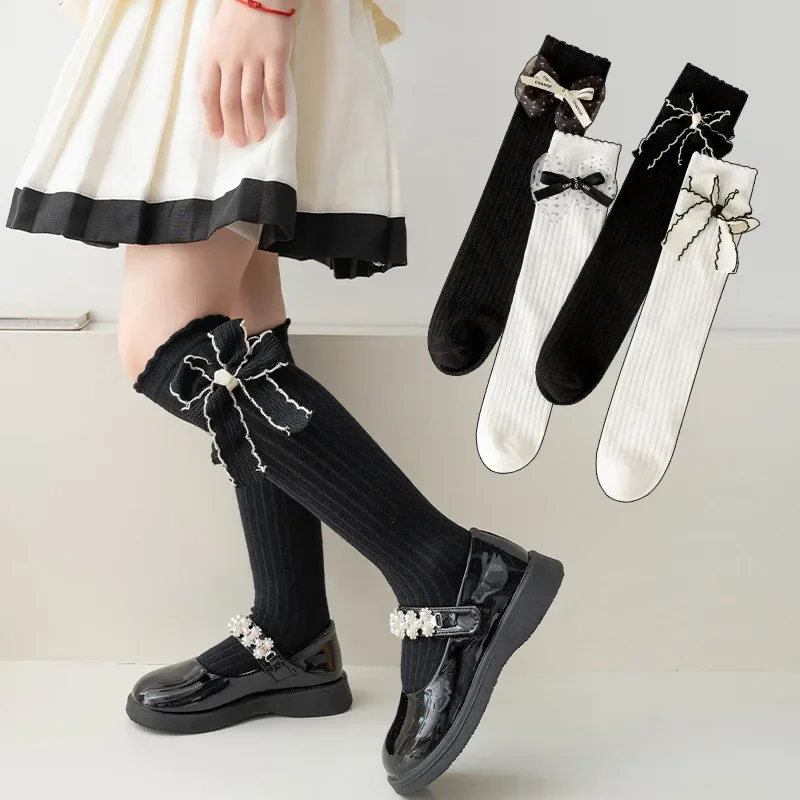 Calcetines largos con lazo para niña – Algodón suave blanco y negro - imagen 5