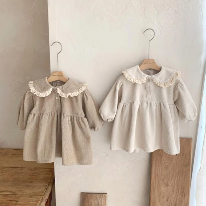Vestido de pana modelo Bebé MILANCEL