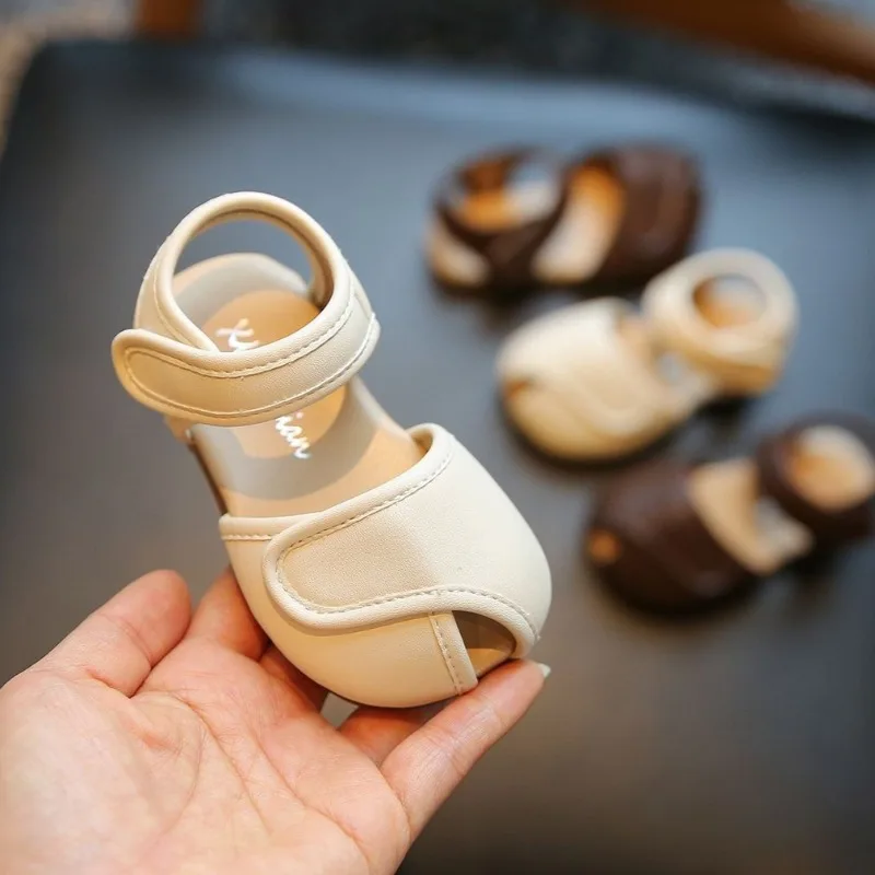 Sandalias de bebé antideslizantes blandas para niña de verano