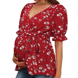 Camiseta de lactancia cruzada con cuello pico y ajuste cintura