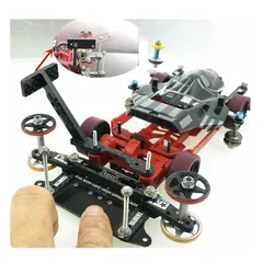 Coche mini 4x4 de carreras con freno lateral en carbono