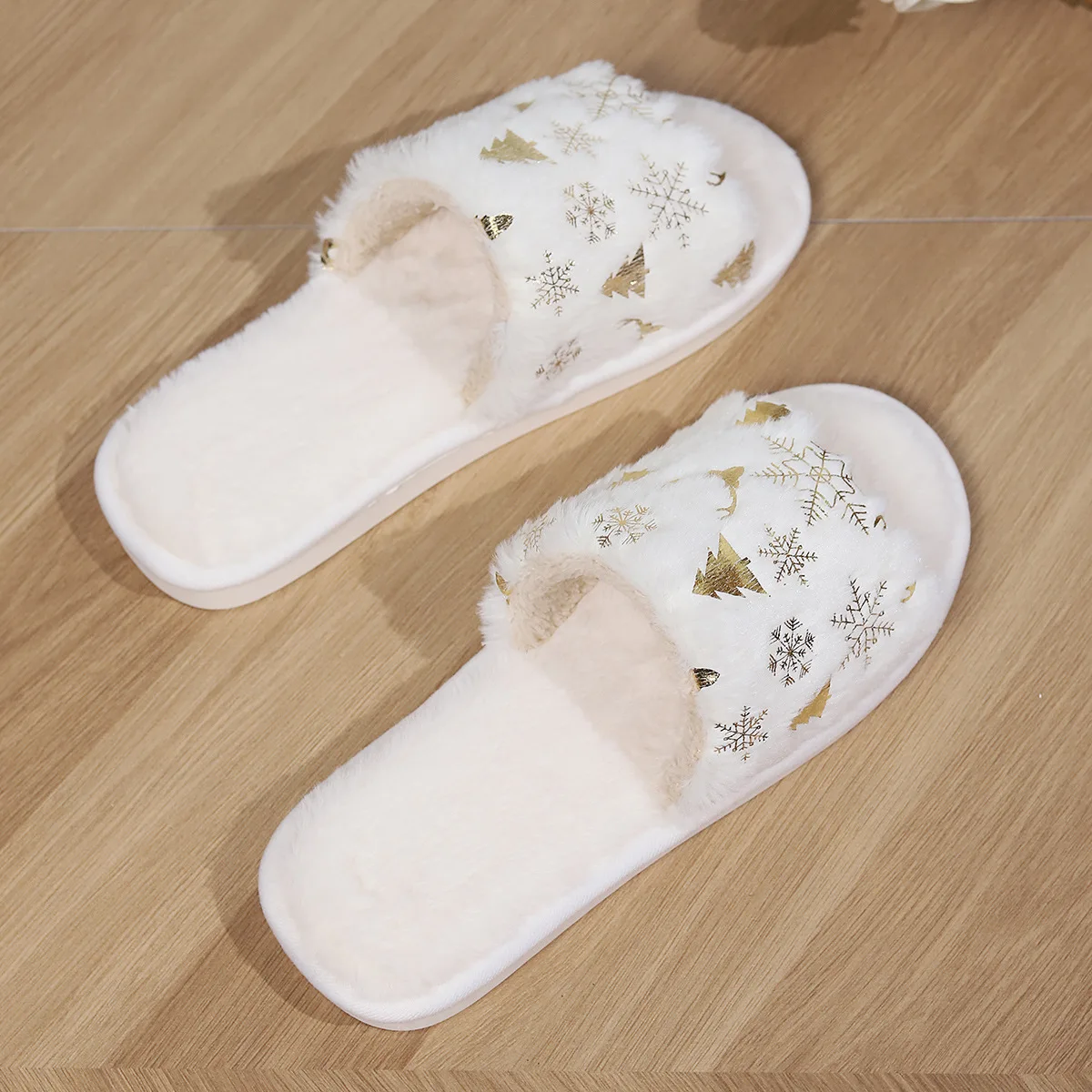 Zapatillas navideñas para niña de felpa suave con interior cálido - imagen 3
