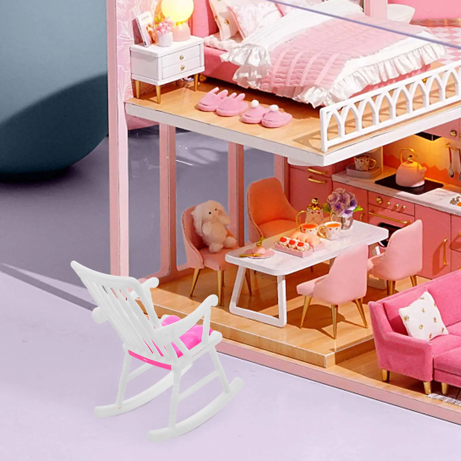 Sillas mecedoras en miniatura para casa de muñecas realistas - imagen 3