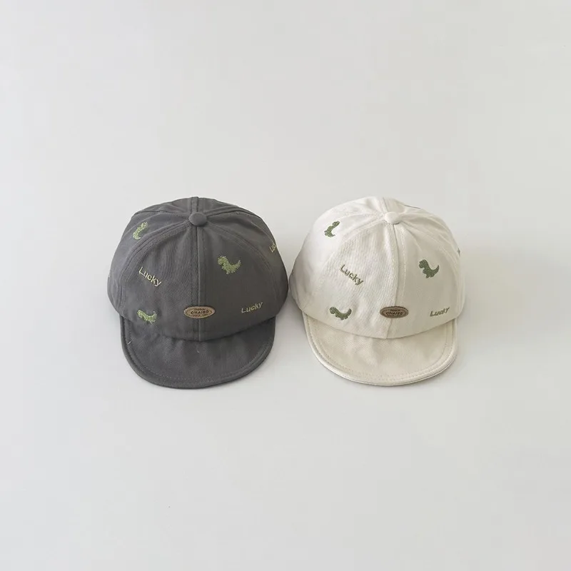 Gorra de béisbol para bebé con dinosaurios y visera solar - imagen 4