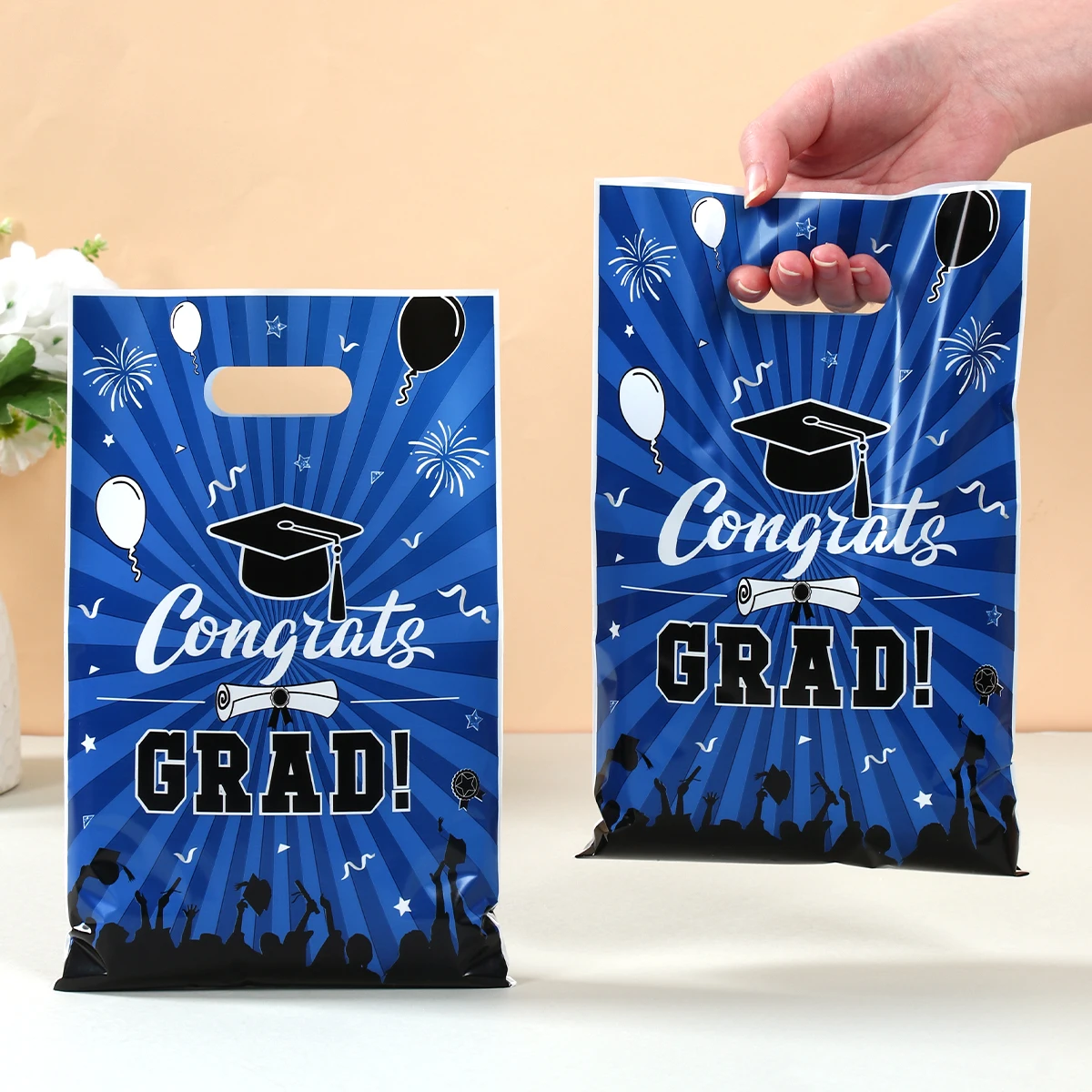Bolsas de recuerdo de graduación de plástico desechables - imagen 3