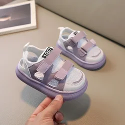 Zapatillas caladas de malla transpirables para niño y niña verano