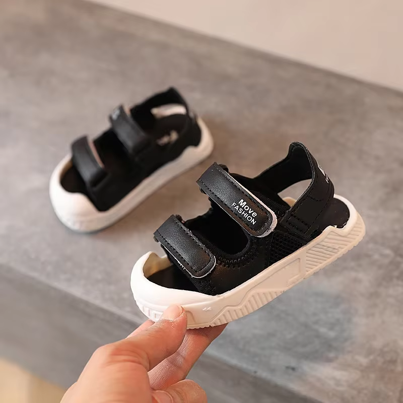 Sandalias y zapatillas deportivas para niño y niña – Ideales para playa y verano
