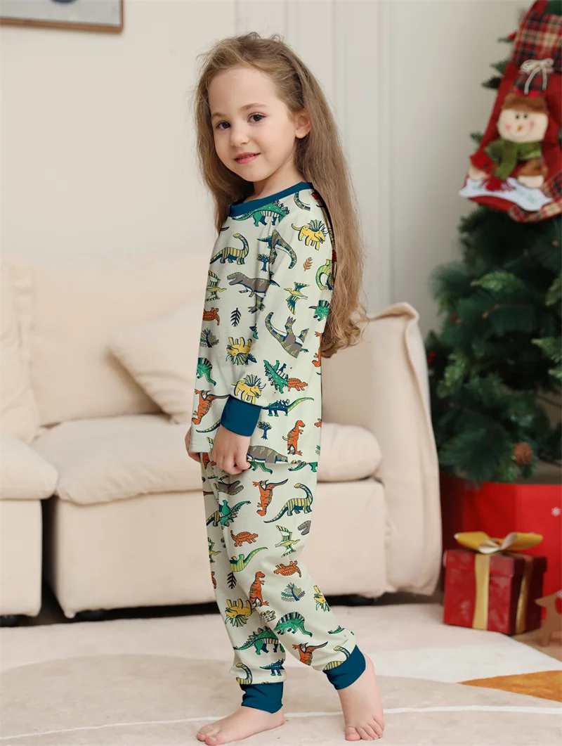 Conjunto navideño holgado