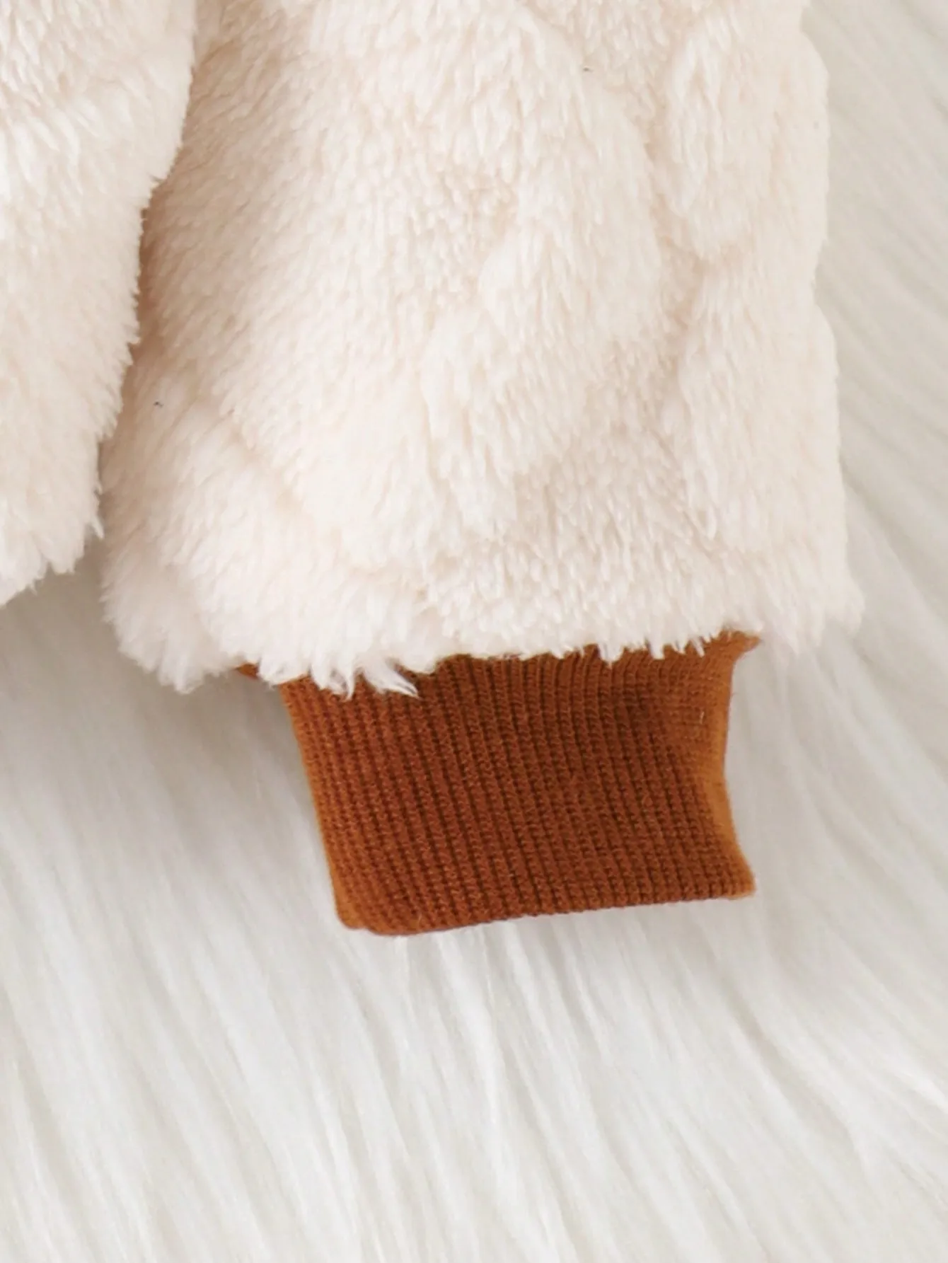 Sudadera con capucha cálida para bebé – manga larga esponjosa - imagen 3