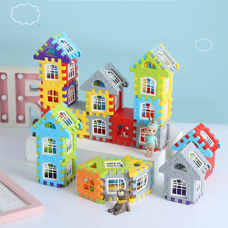 Montaje de casa con piezas de colores