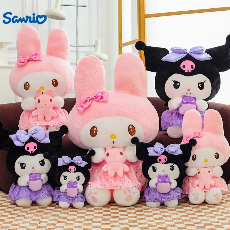 Peluche grande Kuromi y My Melody abrazando conejito Sanrio suave - imagen 4