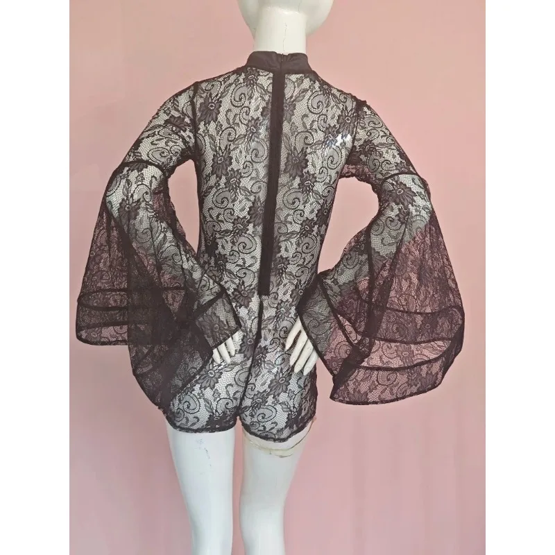 Vestido de maternidad de encaje con transparencias y manga murciélago - imagen 5