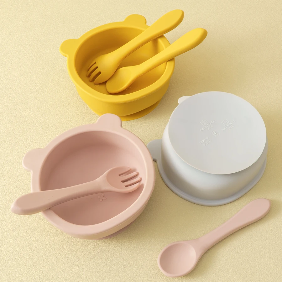 Cuchara y tenedor de bebé